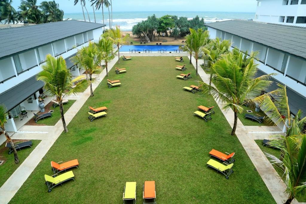 RATHNA BEACH RESORT (EX. COCO ROYAL BEACH)