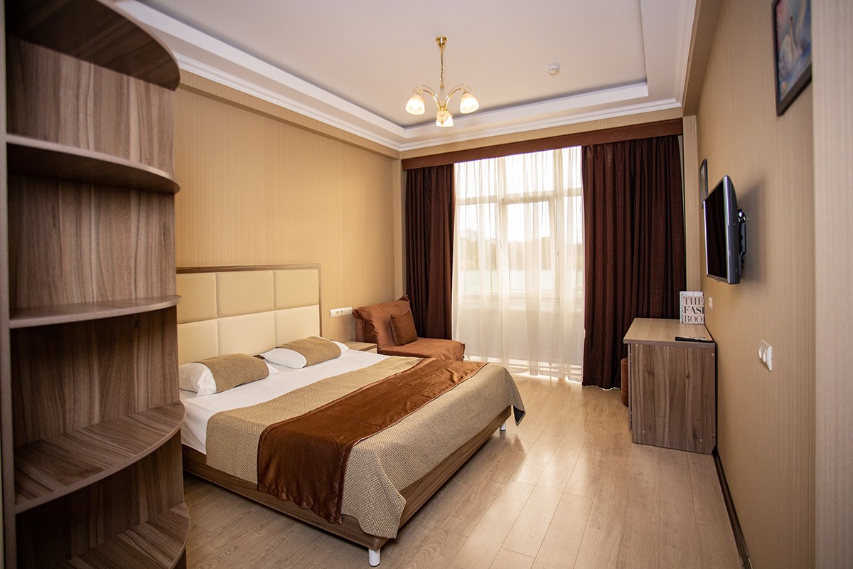 GRAND AERO HOTEL