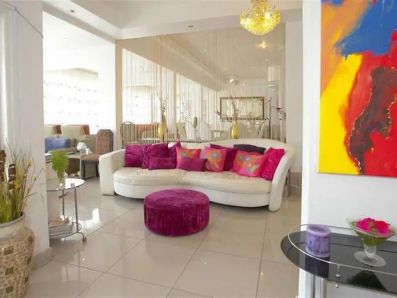 THE PALMS LIMASSOL APART