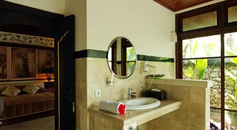 TAMAN SUCI SUITE AND VILLAS