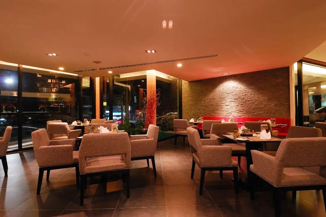 LONG BEACH GARDEN HOTEL AND PAVILION