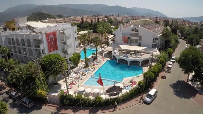 CLUB ATRIUM & HOTEL