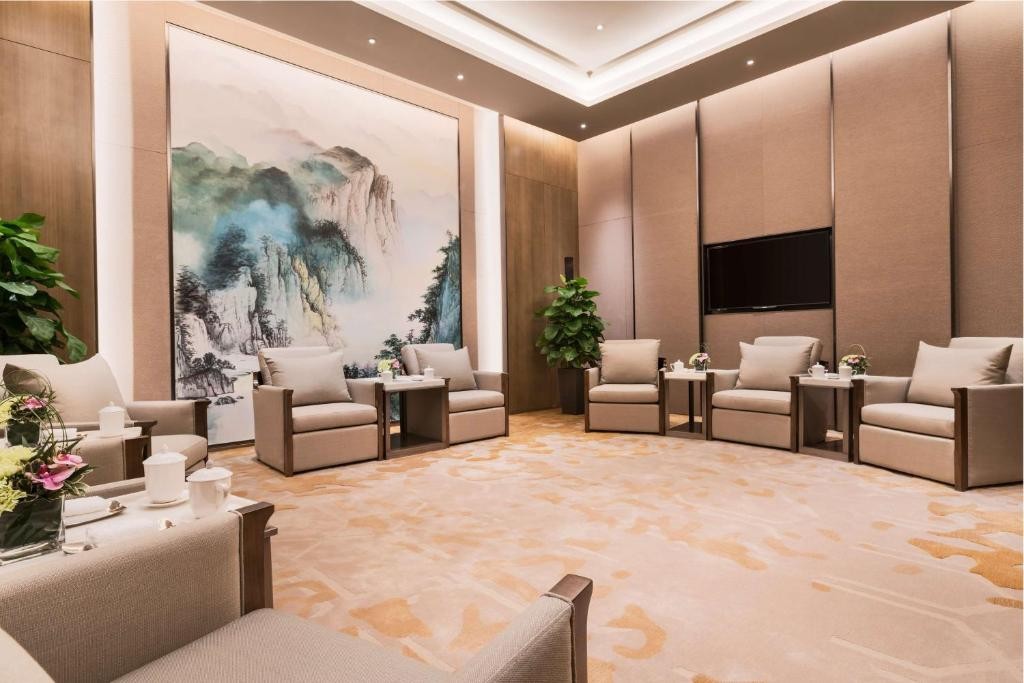 DOUBLETREE BY HILTON SHIYAN