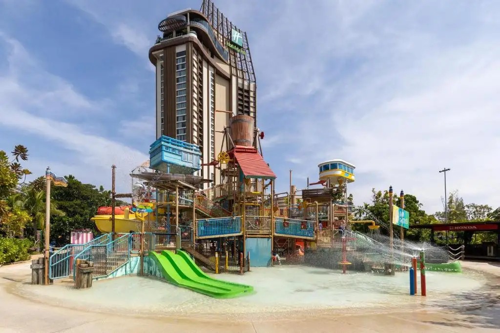 HOLIDAY INN VANA NAVA