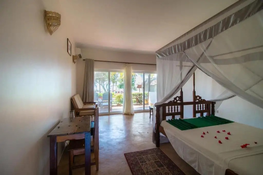 TANZANITE BEACH RESORT