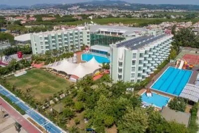 GRAND BELISH