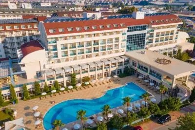 SOLIVIA HOTEL (EX. TITAN SELECT)