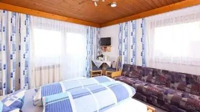 GAESTEHEIM SCHMIEDHOF