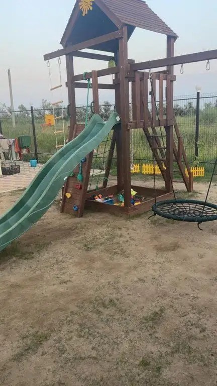 ГОСТЕВОЙ ДОМ НА ШКОЛЬНОЙ 12