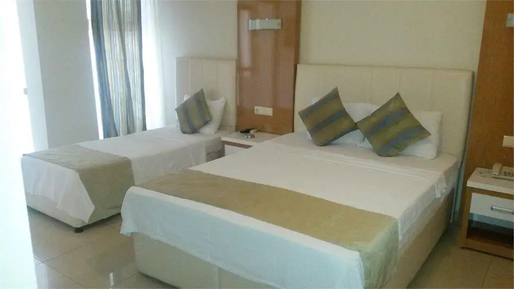 TEMPLE MILETOS (EX. MILETOS)