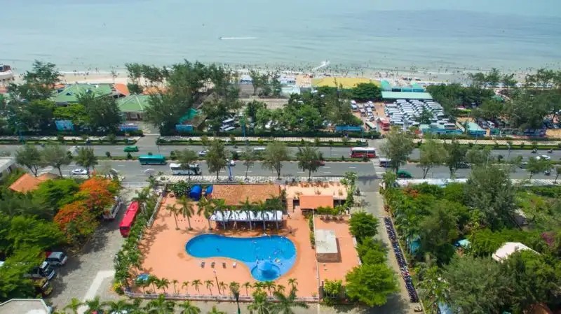 NEW WAVE HOTEL
