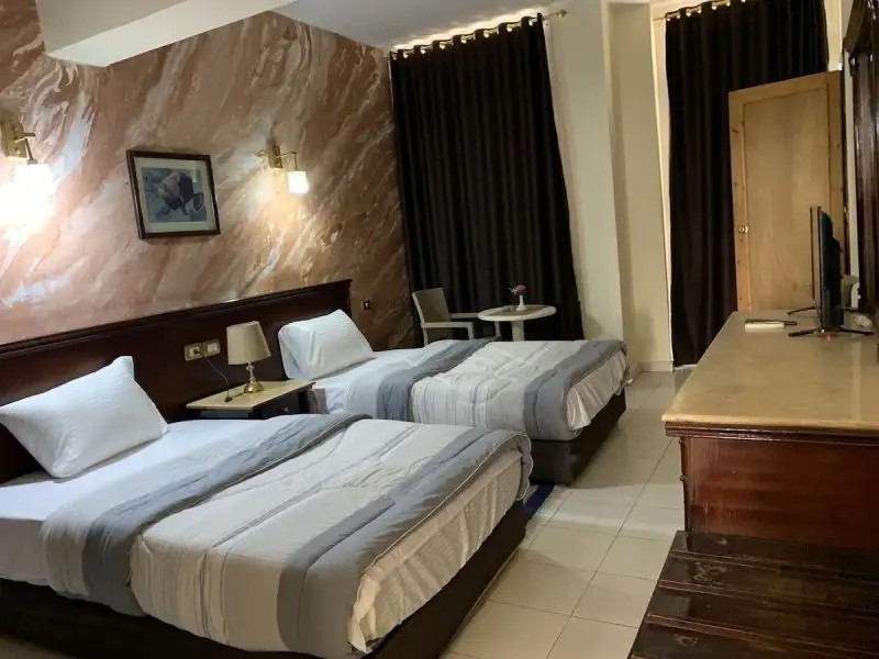 REGENCY HOTEL (EX. REGENCY LODGE)