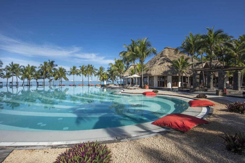 DINAROBIN BEACHCOMBER GOLF RESORT & SPA