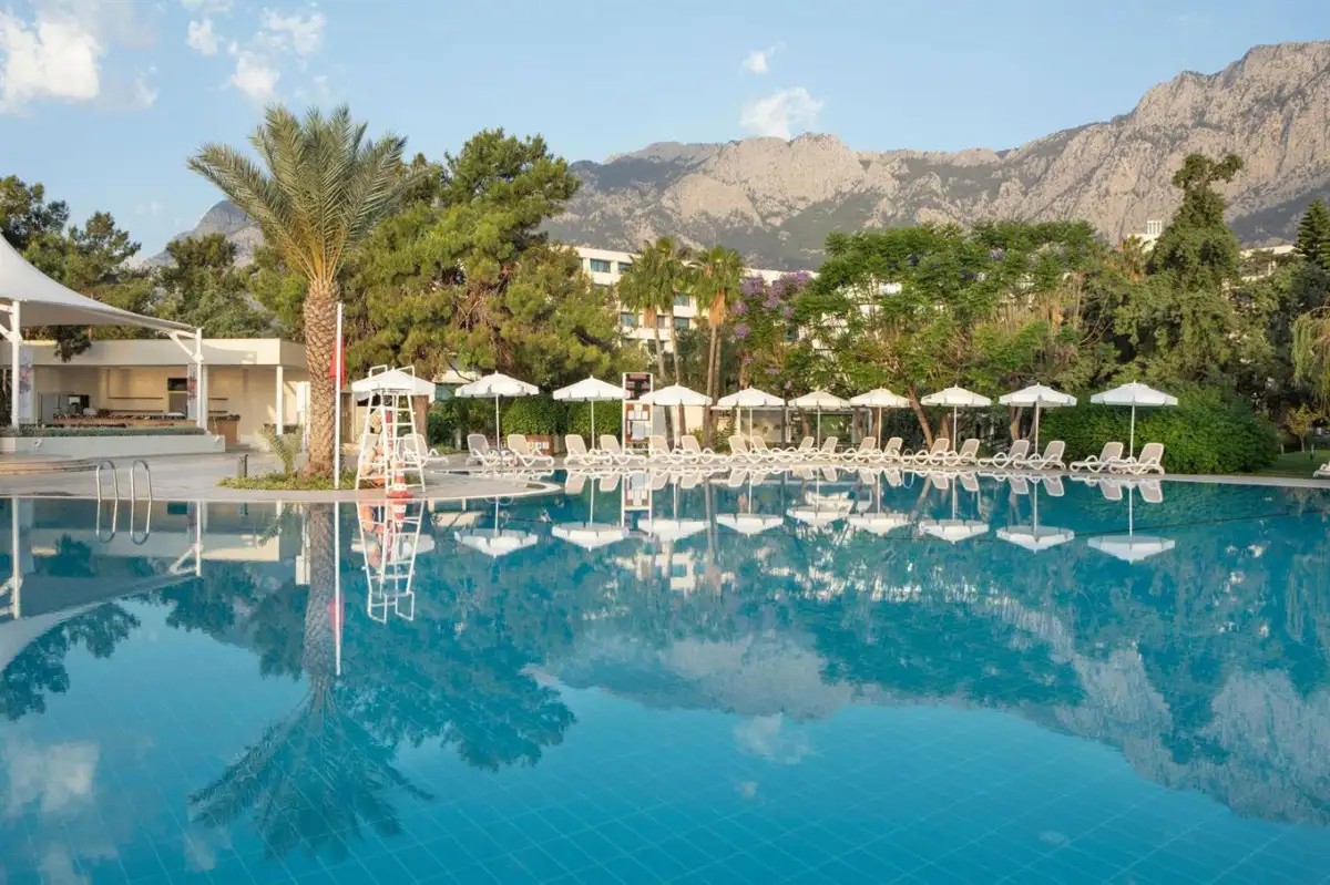 MIRAGE PARK RESORT (EX. MAJESTY MIRAGE PARK)