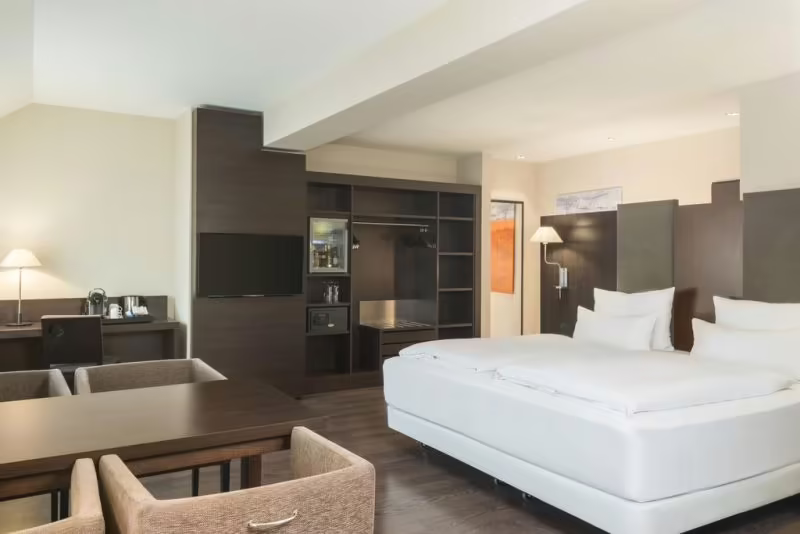 NH DUSSELDORF KONIGSALLEE (EX. NH DUESSELDORF CITY CENTER)