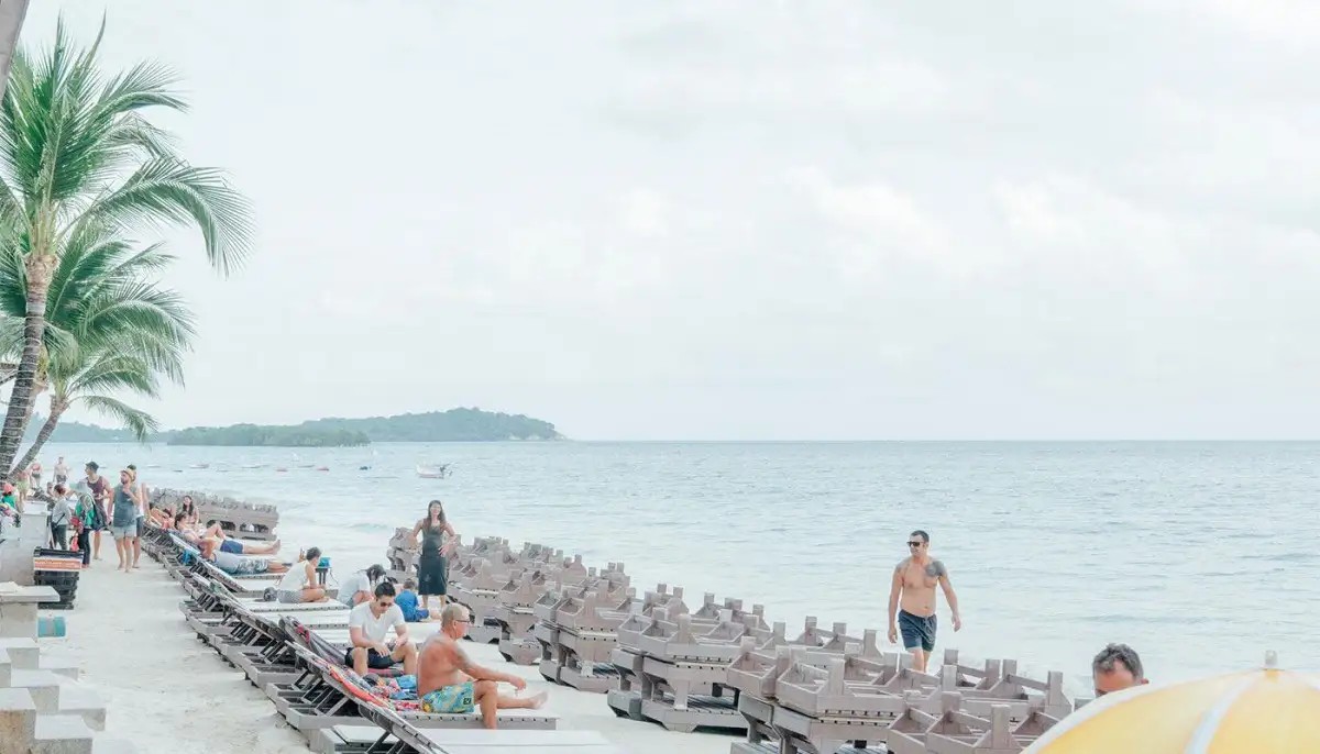 ARK BAR BEACH RESORT