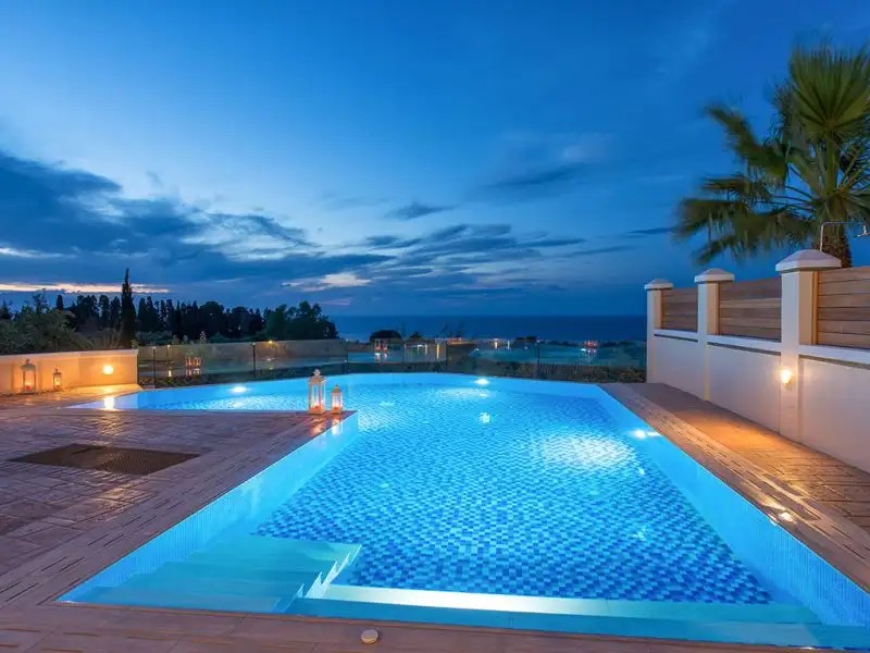 FRIDO LUXURY VILLA