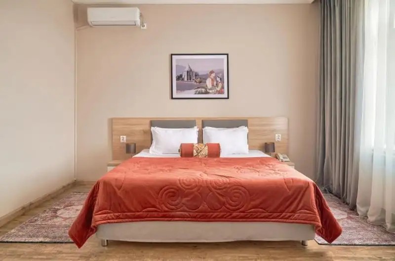 AISHA BIBI HOTEL & APARTMENTS