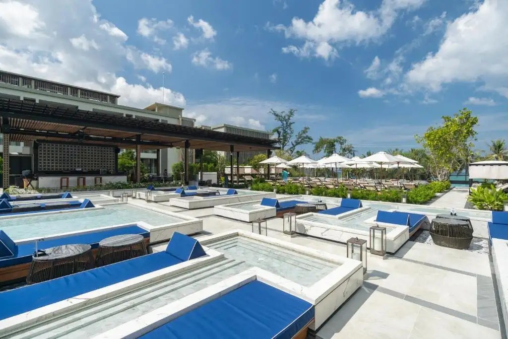FOUR POINTS BY SHERATON PHUKET PATONG BEACH RESORT
