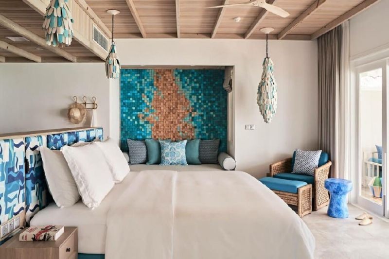 lagoon villa