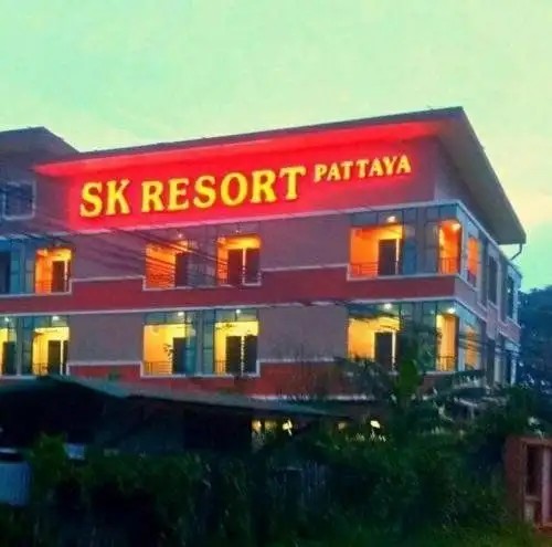 RIVIERA RESORT