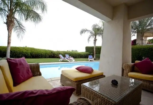 GRAND ROTANA VILLAS