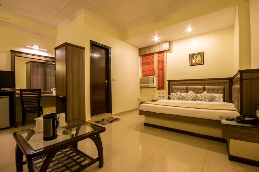 GRAND PARK INN
