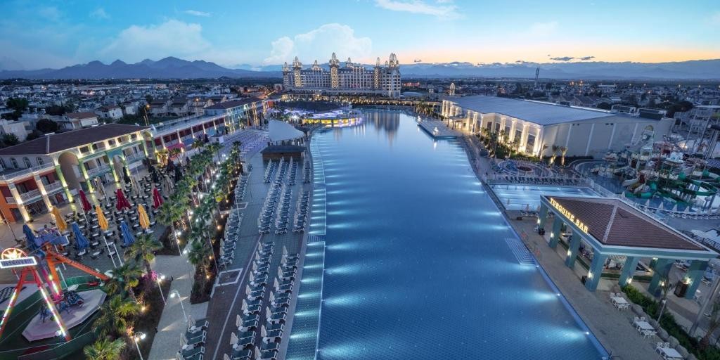 GRANADA LUXURY BELEK