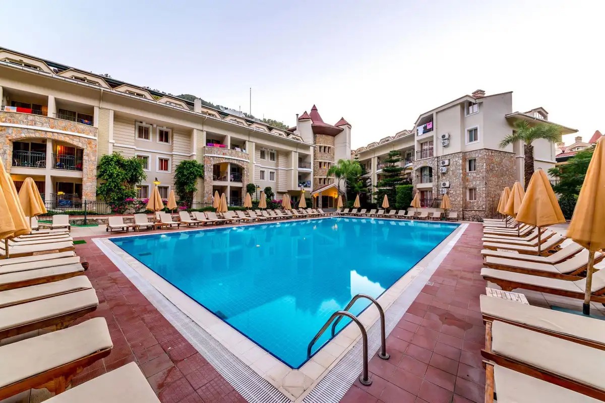 JULIAN FOREST SUITES