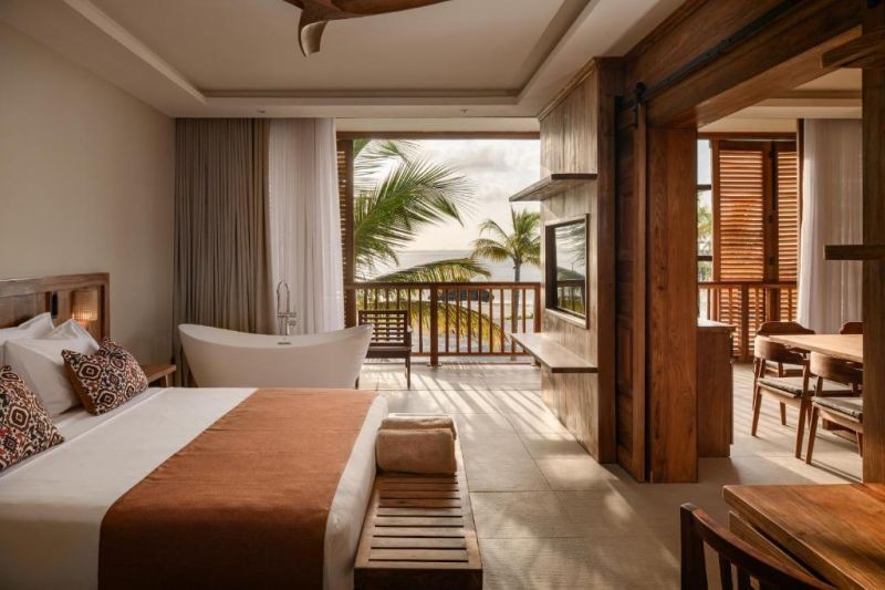 royal suite ocean front