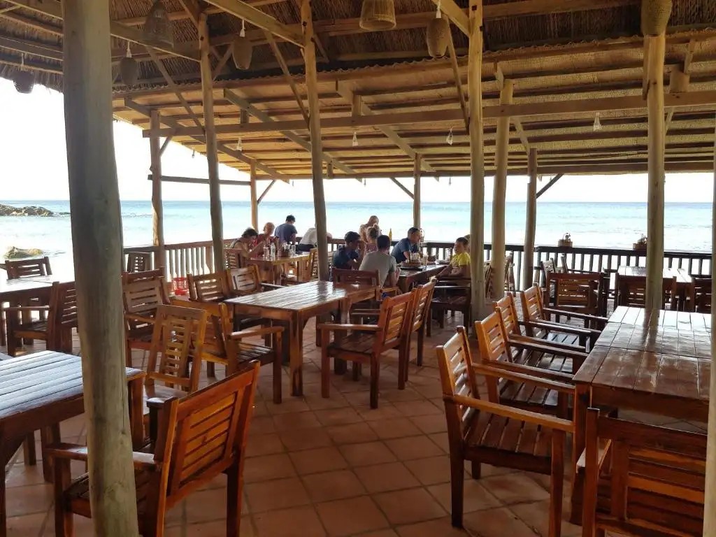 FREE BEACH RESORT