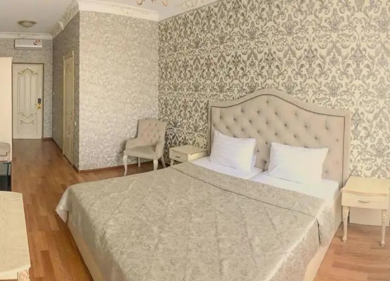 GOLDEN VILLA (ГОЛДЕН ВИЛЛА)