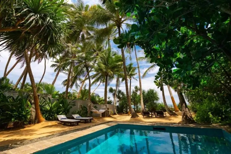 TARU VILLAS 906