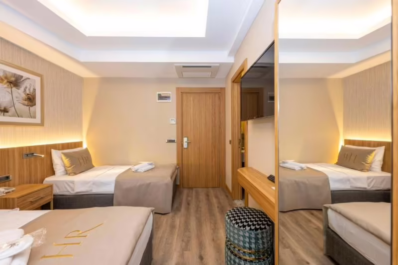 RAVI HOTEL