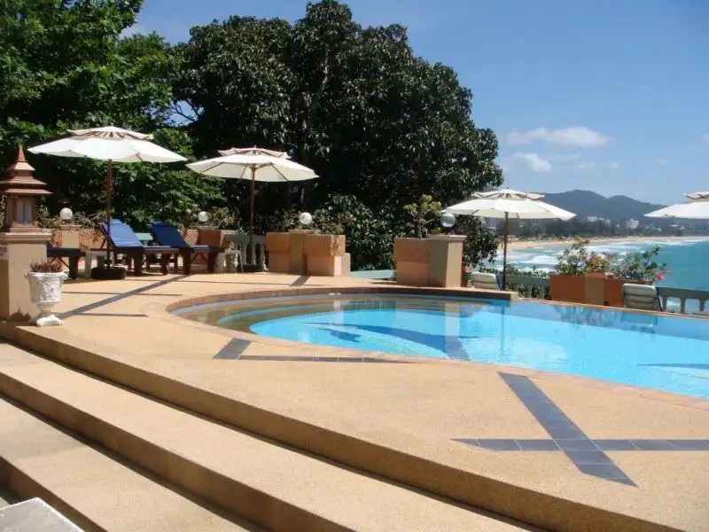 ON THE HILL KARON RESORT