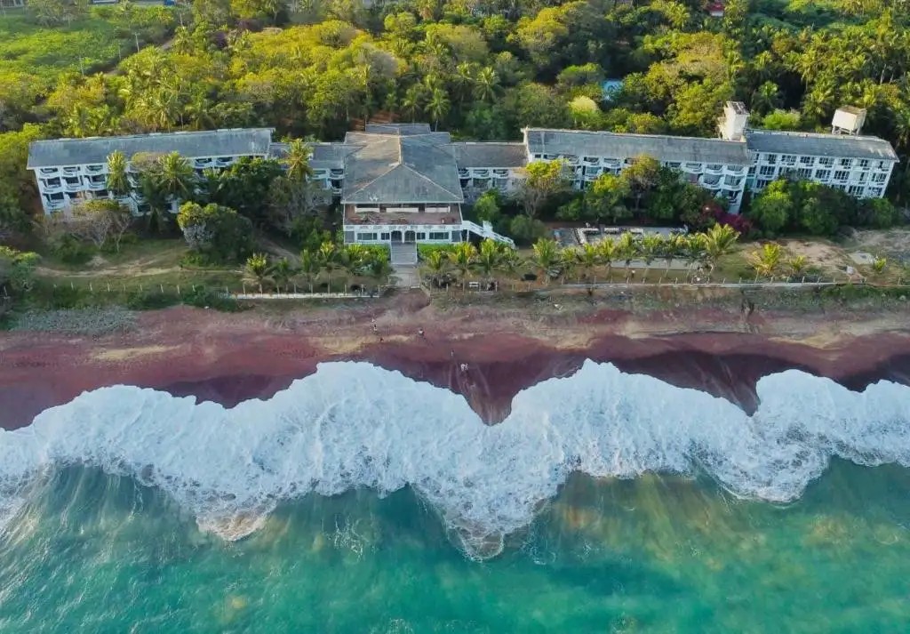 PEACOCK BEACH HOTEL