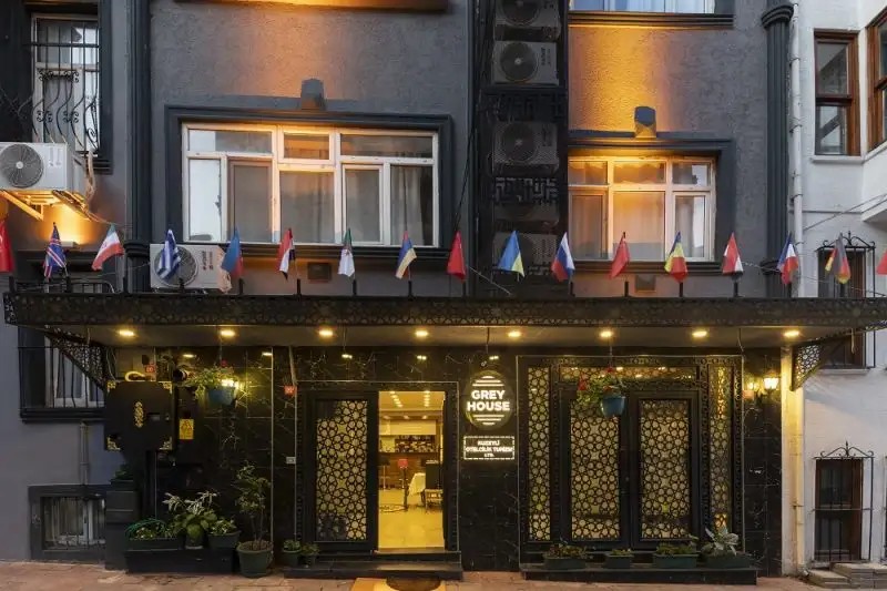 GREY HOUSE HOTEL