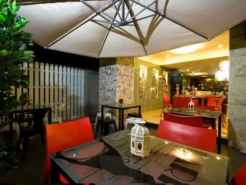 RICHLY VILLA