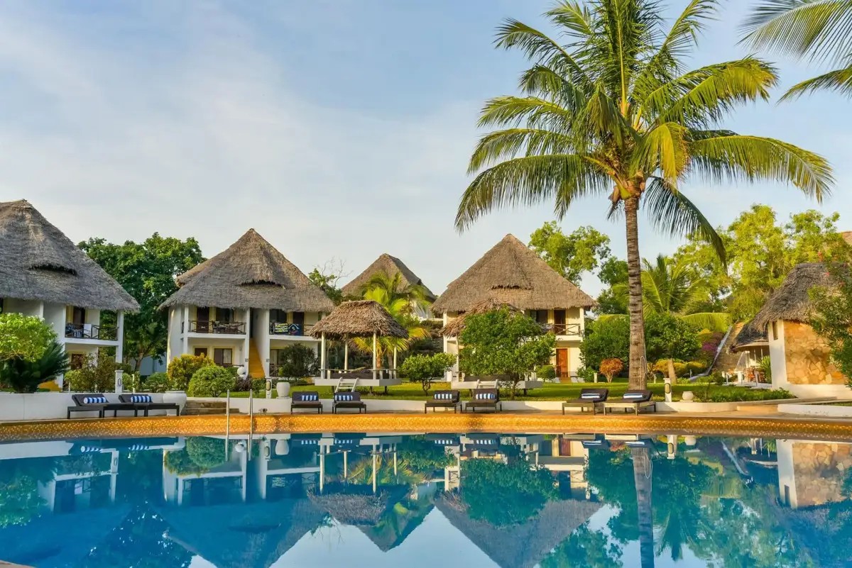 FILAO BEACH ZANZIBAR (EX. NGALAWA BEACH VILLAGE)