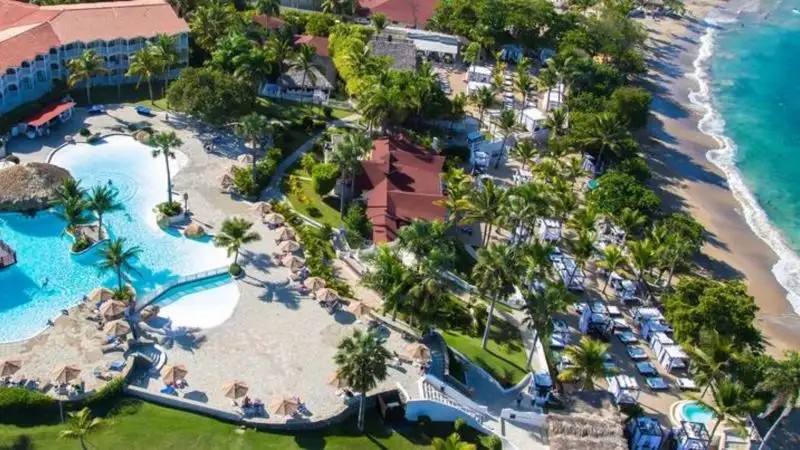 LIFESTYLE TROPICAL BEACH RESORT & SPA