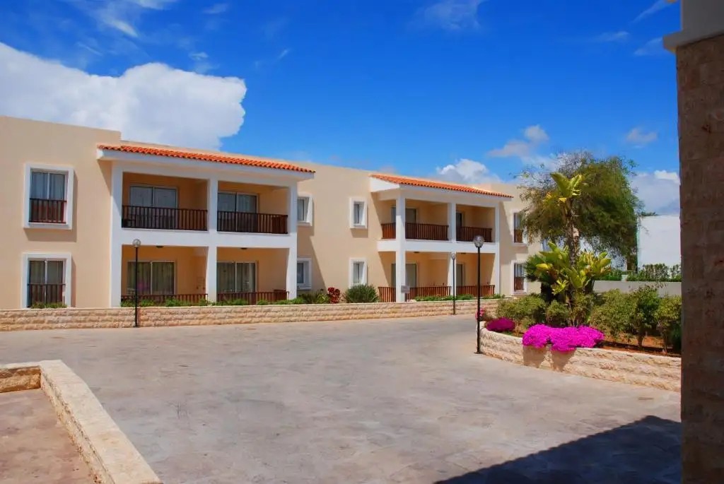 AKTEA BEACH VILLAGE APT