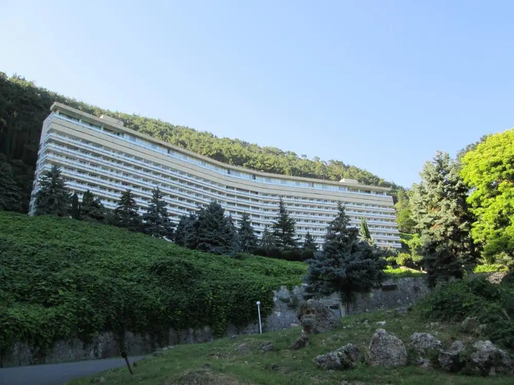 СОЛНЕЧНЫЙ ДОМ ОТДЫХА 