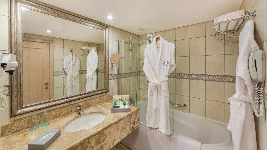 STARLIGHT RESORT (EX. STARLIGHT CONVENTION CENTER THALASSO & SPA)