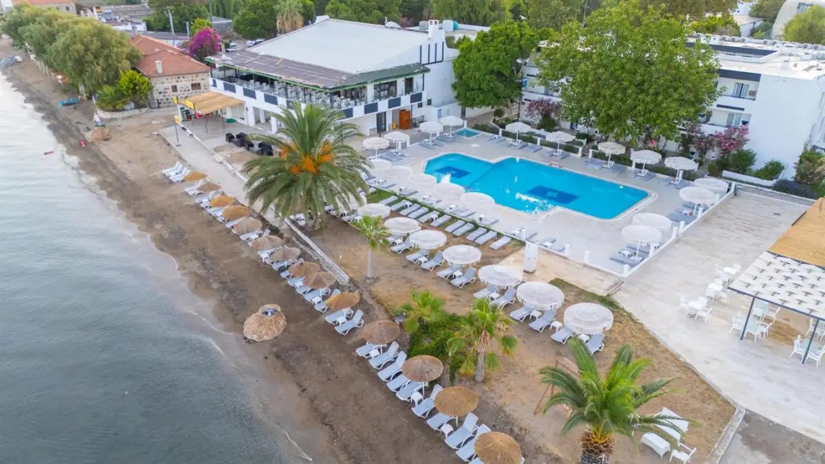 LADONIA HOTELS LUNA BEACH RESORT (EX. REGULUS BEACH RESORT)