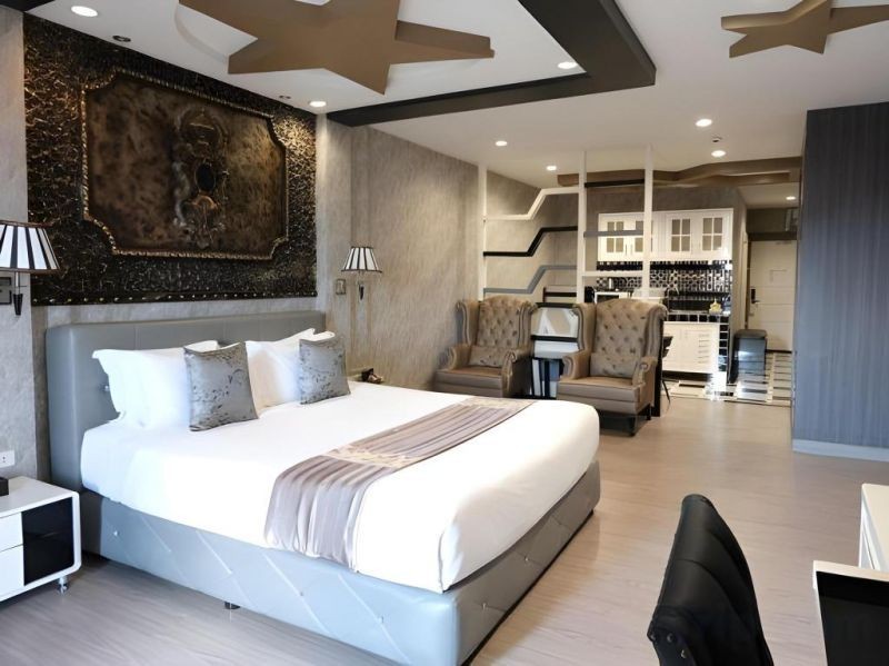 deluxe suite