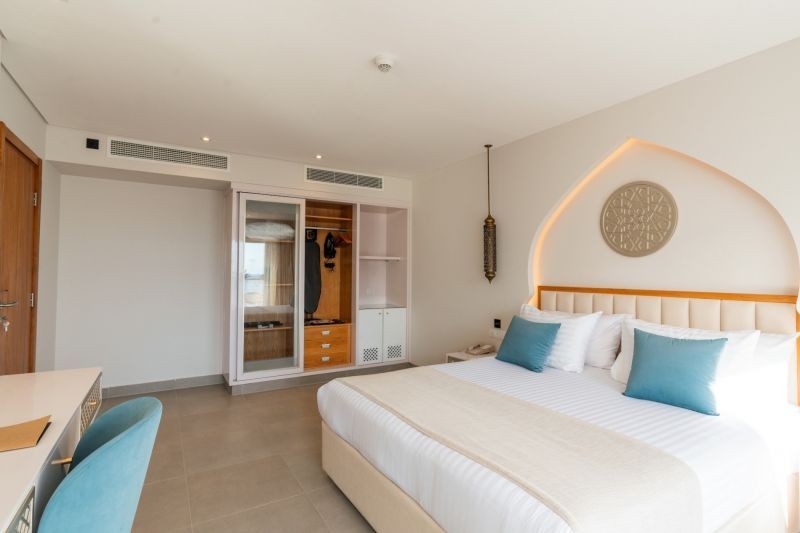 family suite garden view