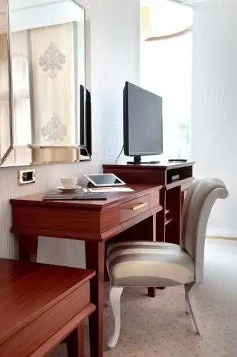 MYY HOMES
