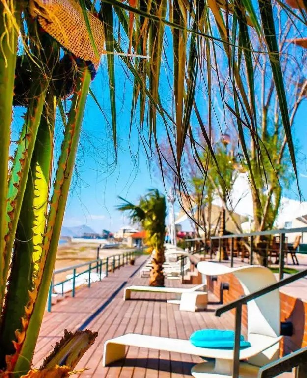 THE CRESCENT BEACH HOTEL BAKU