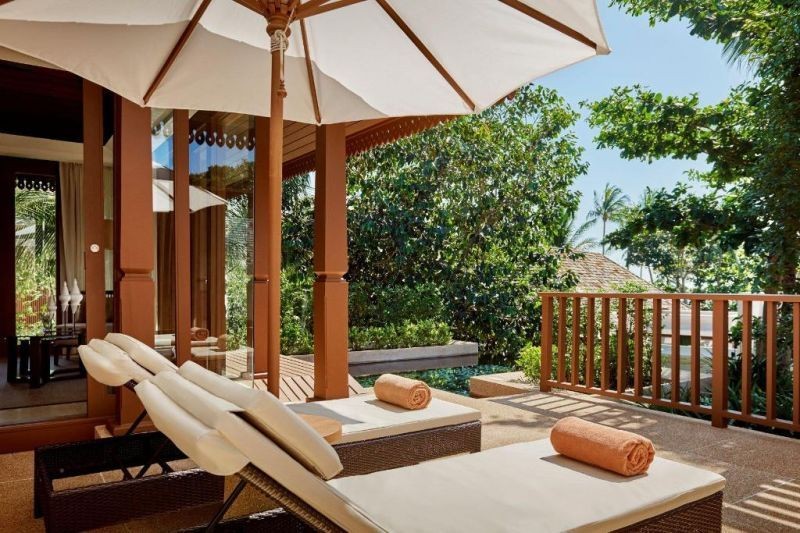 tropical pool villa