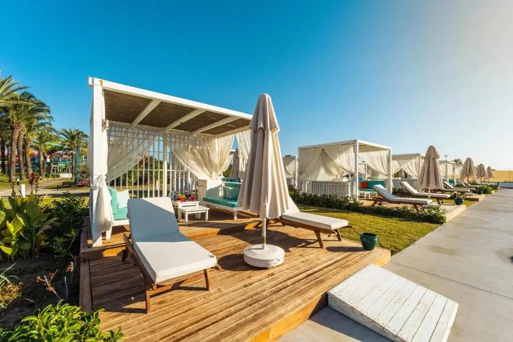 IC HOTELS GREEN PALACE